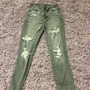 ameican eagle ripped jeans